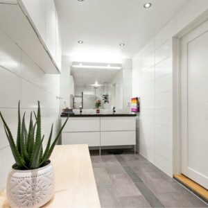 Junistar toepassing badkamer